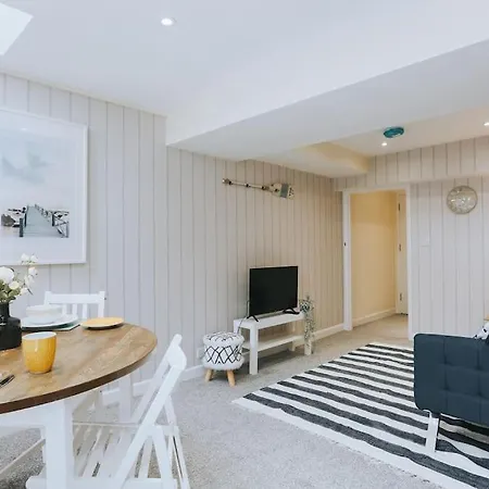 The Lighthouse, Boutique Apartment In The Town Centre - Starlink Wi-Fi Tavistock  Esterno foto
